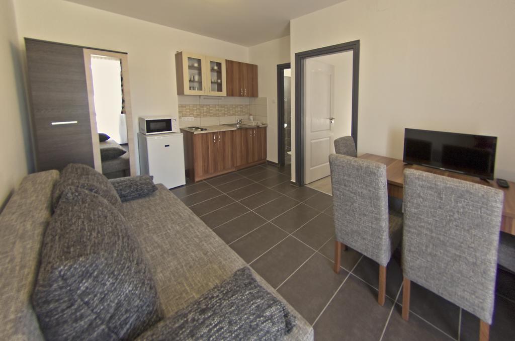 Luca Apartman Sopron Quarto foto